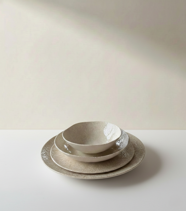 Ipek Pearl Serviesset 24-delig – Porselein – Beige met Parelmoer Glans – Reliëf Structuur